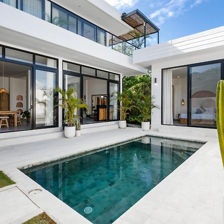 Villa Pono Pono - Uluwatu By Yolla Hospitality Exterior photo